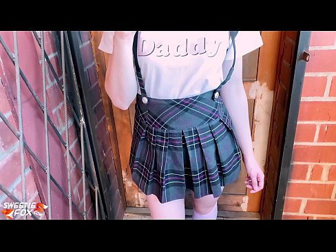 ❤️ Schoolgirl Sucks a dick gu domhainn agus fucks an àite clasaichean. ❤️  Porn anal  aig gd.tuberxxx-com.ru ❌️